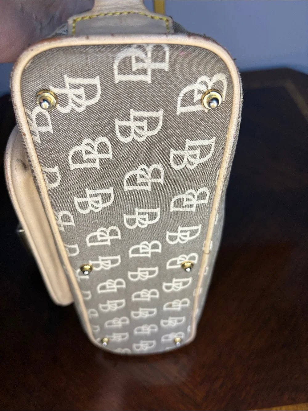 Dooney & Bourke dooney bourke
